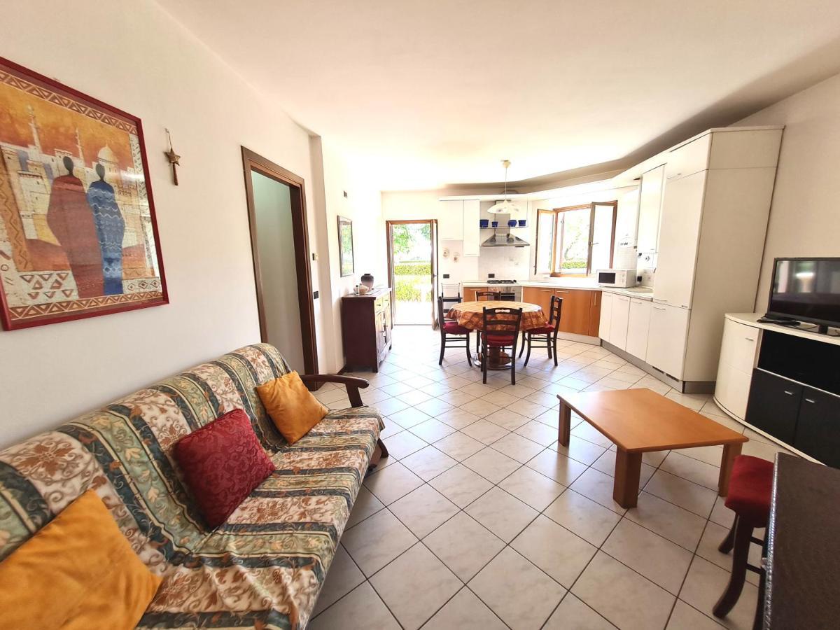 Apartments Gli Ulivi Lazise Exterior foto