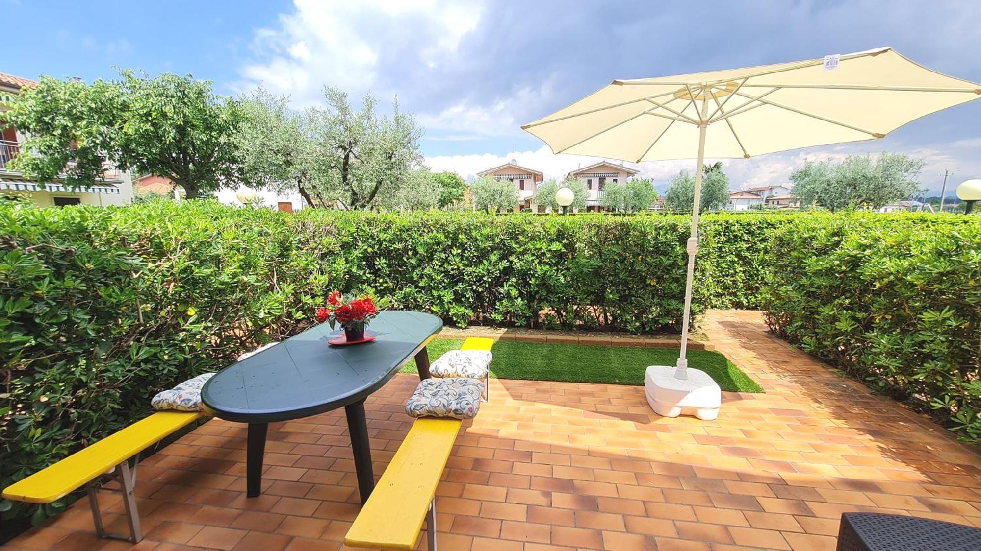 Apartments Gli Ulivi Lazise Exterior foto