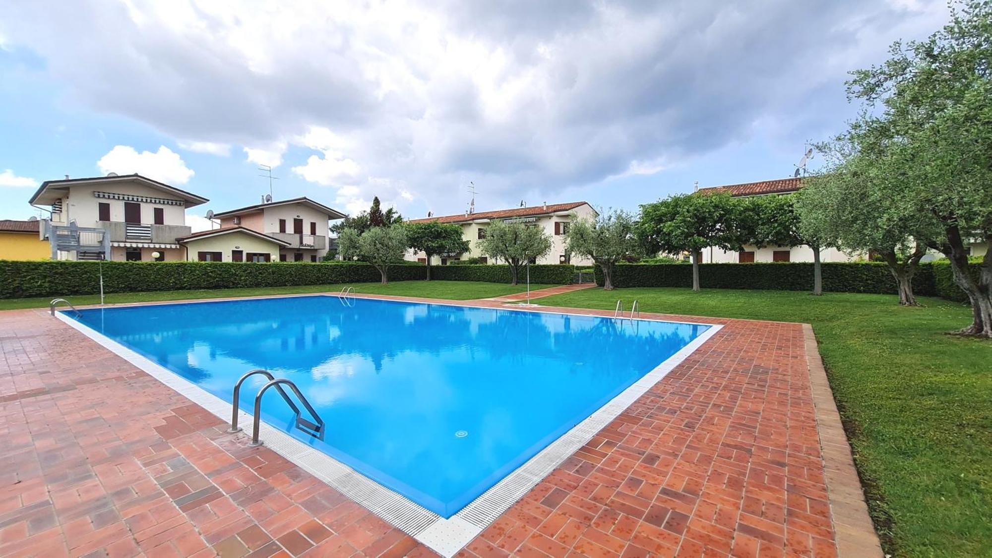 Apartments Gli Ulivi Lazise Exterior foto